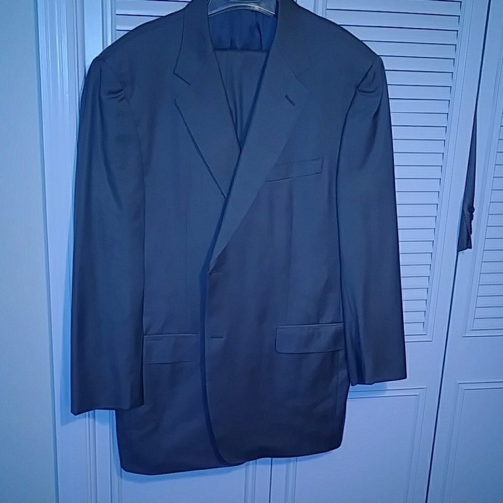 Mens Tropical Wool suit